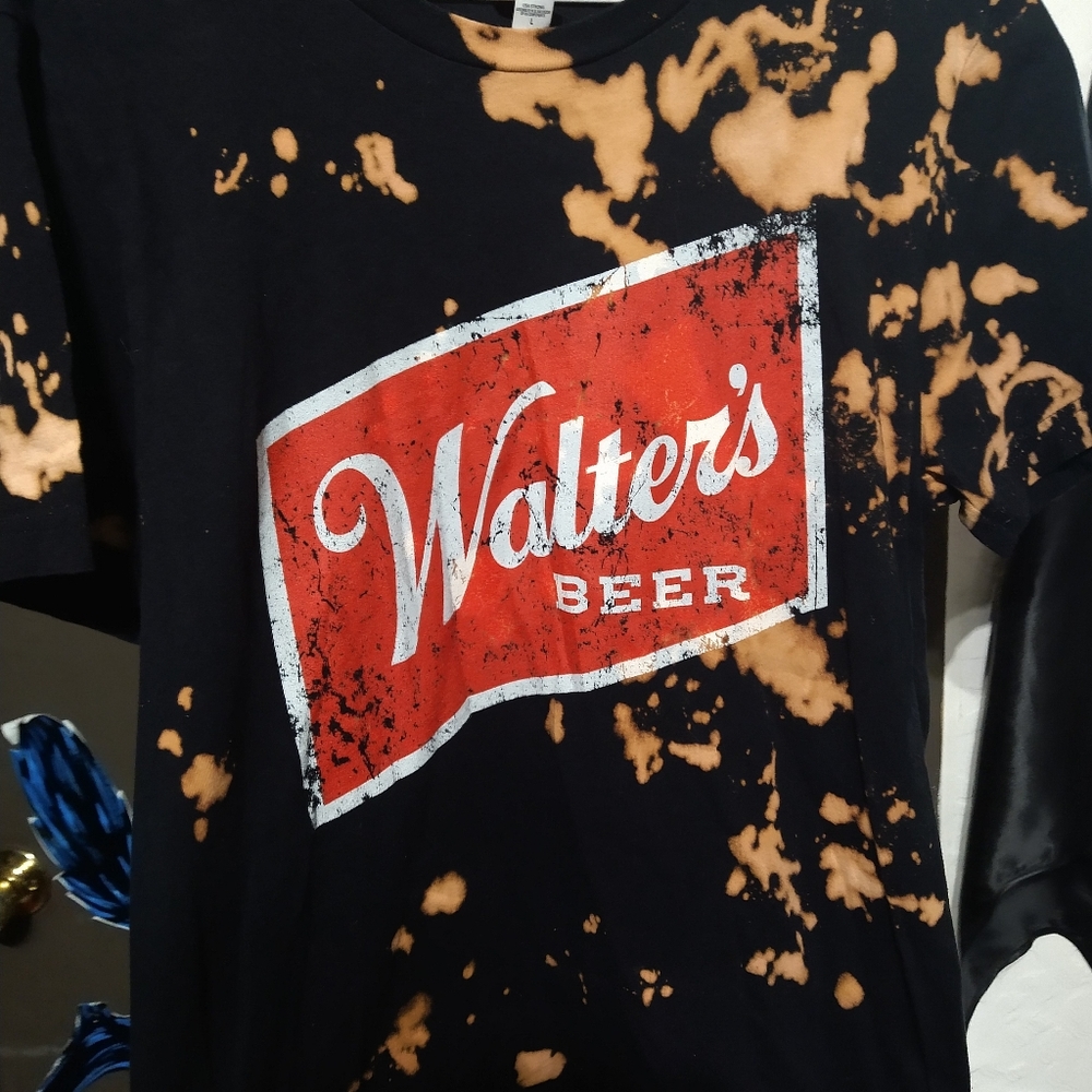 4/$20 Walter's beer t-shirt L
